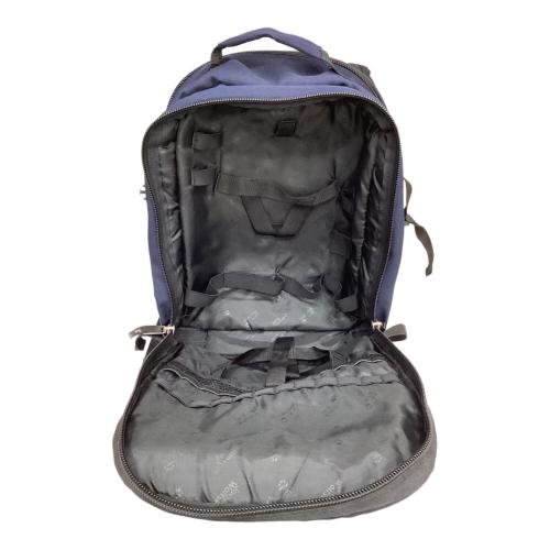 Jack Wolfskin (ジャック ウルフスキン) ピクニックパック ワイングラス×4・ボトルホルダー・まな板・塩胡椒入れ・コルク抜きセットネイビー