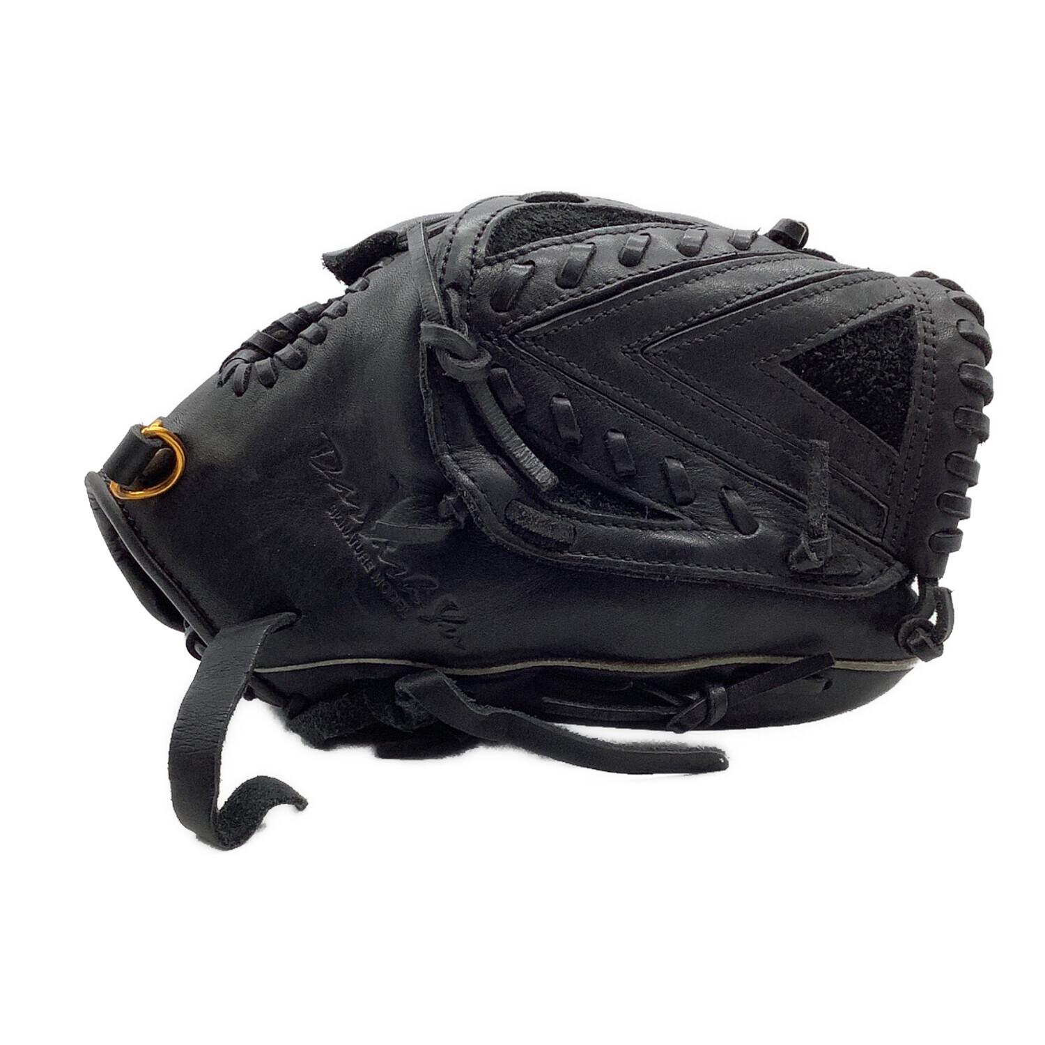 Nike 軟式用グローブ 黒 新古品 (高校野球対応)】 ナイキ 軟式グローブ / 内野手用 無料型付け