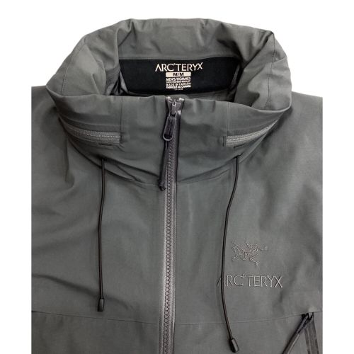 ARC'TERYX (アークテリクス) トレッキングウェア(ジャケット) メンズ SIZE M グレー カナダ製 LEAF Alpha Jacket 13317