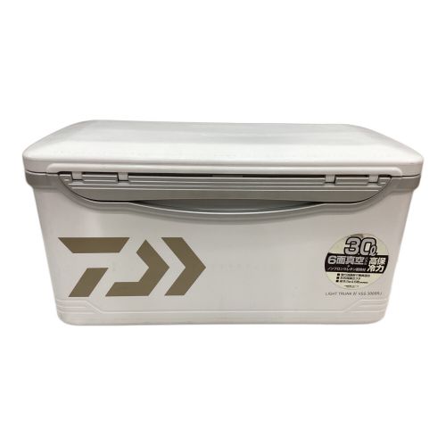 DAIWA (ダイワ) クーラーボックス 30L ホワイト LIGHT TRUNK IV VSS 3000RJ