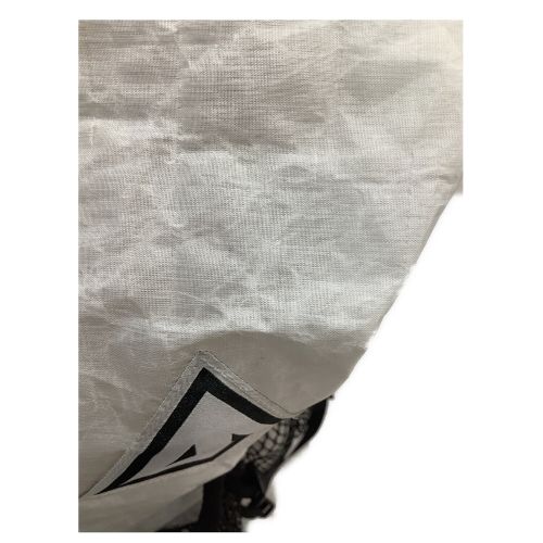 Hyperlite Mountain Gear (ハイパーライトマウンテンギアー) バックパック 40L ホワイト WINDRIDER 40