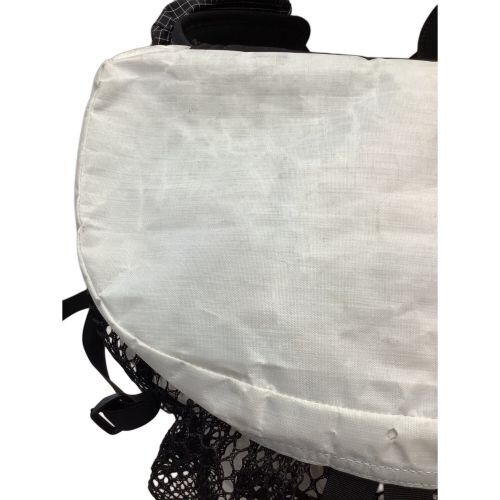 Hyperlite Mountain Gear (ハイパーライトマウンテンギアー) バックパック 40L ホワイト WINDRIDER 40