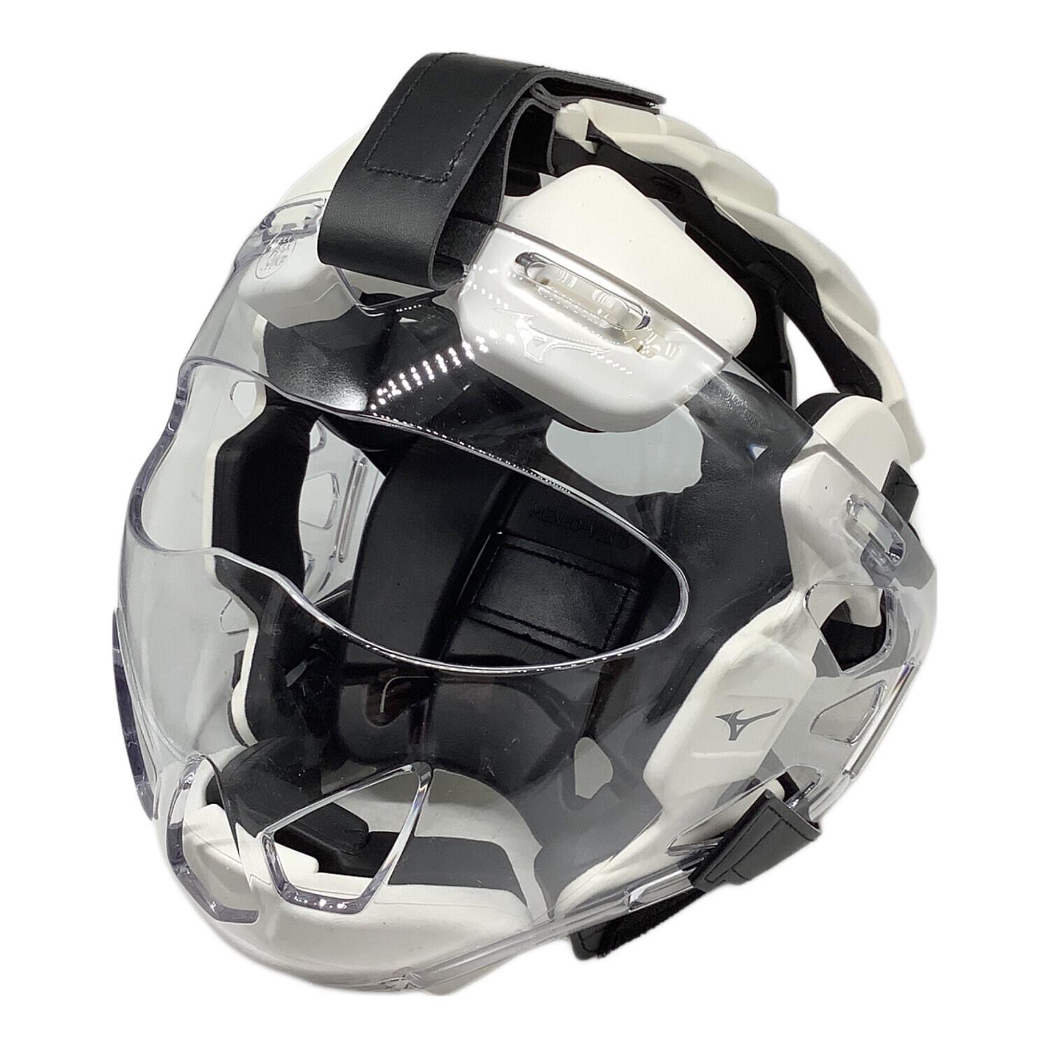 MIZUNO ミズノ 空手 メンホー ヘルメット Mサイズ 子供用 中古  未使用Mizuno 空手用ヘルメット ニューメンホーVⅡ Mサイズ メンホー