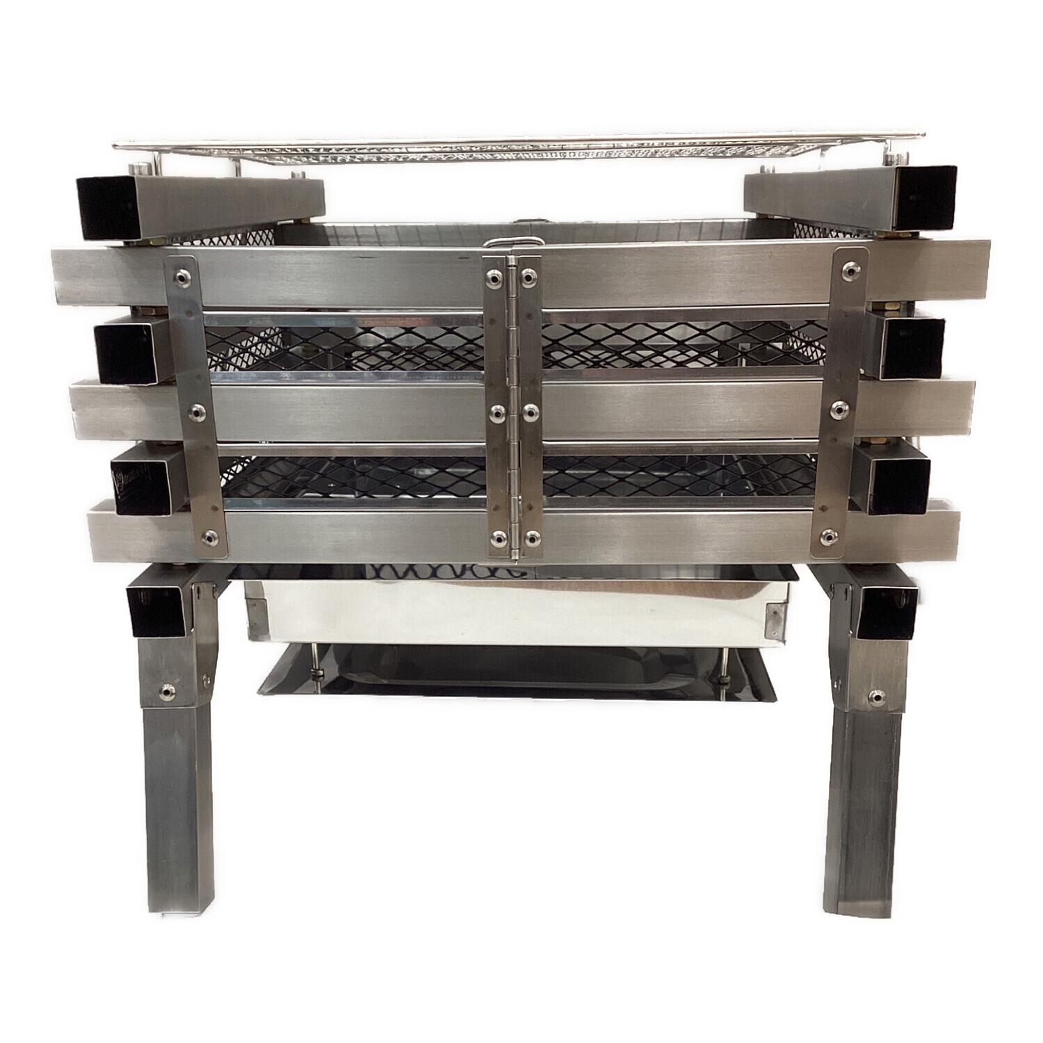 新品未使用 Coleman(コールマン) 焚火台 ステンレスファイアープレイス3 かっこいい焚き火台はこれ！コールマン「ステンレスファイアー