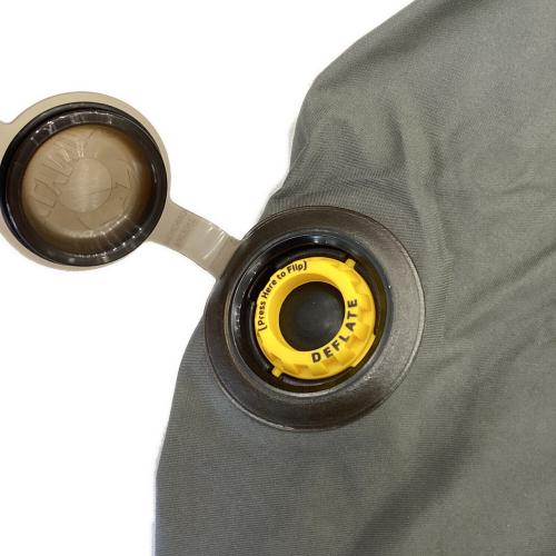 KLYMIT (クライミット) インフレータブルマット グリーン×グレー 約183×58cm Klymaloft Sleeping Pad Regular