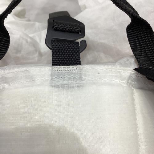 Hyperlite Mountain Gear (ハイパーライトマウンテンギアー) バックパック SIZE S ホワイト ELEVATE22 背面長 約41～45cm 21-30L(日帰り)