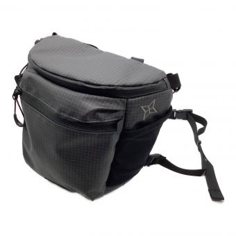 PAAGO WORKS (パーゴワークス) ボディバッグ ブラック フォーカス L