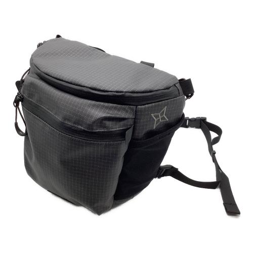 PAAGO WORKS (パーゴワークス) ボディバッグ ブラック フォーカス L