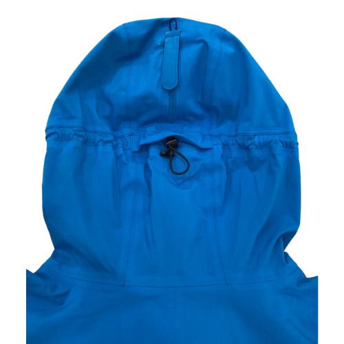 MILLET (ミレー) トレッキングウェア(Tシャツ) メンズ SIZE M スカイブルー フードへのイージー収納あり MIVO01554 ティフォンストレッチジャケット ジャケット