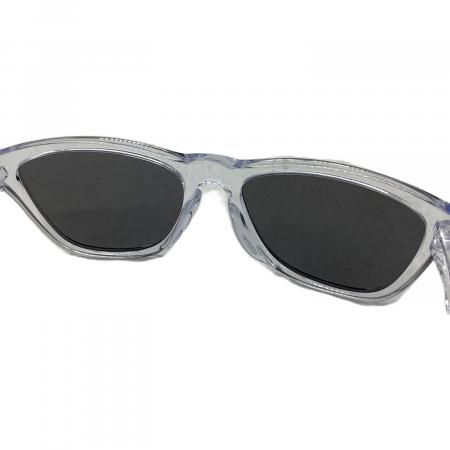 Oakley クリアグレー サングラス OAKLEY (オークリー) サングラス クリアフレーム OO9245-C544