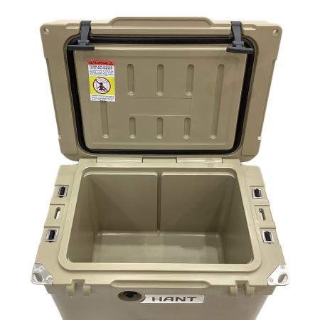 Hant (ハント) クーラーボックス 35QT サンド｜トレファクONLINE