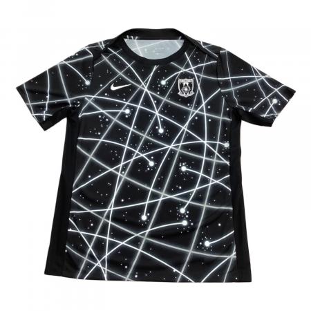 浦和レッズ　プレマッチユニフォーム　Nike サッカーシャツ 未使用 黒・赤 浦和レッズ サッカーウェア(トップス) メンズ SIZE L ブラック NIKE CW