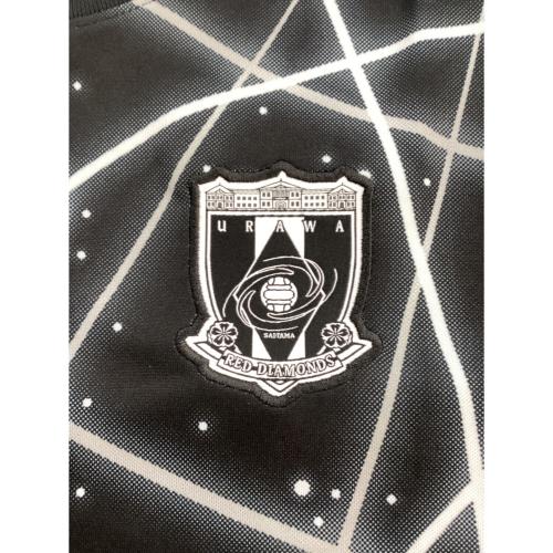 浦和レッズ サッカーウェア(トップス) メンズ SIZE L ブラック NIKE CW アカデミープロ プレマッチトップ 半袖Tシャツ IH2036-010