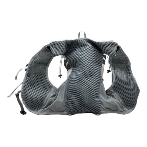 PAAGO WORKS (パーゴワークス) バックパック ホワイト 10周年記念限定モデル RUSH 11R SP 背面長 約41～45cm トレラン用 ALUULA（アルーラ）