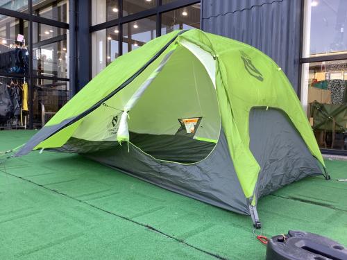 NEMO (ニーモ) 登山用テント 土ヨゴレ有 ホーネットストーム2P 約230×215×98㎝ 1～2人用 程度B 程度B スカートなし ハンマーなし/説明書あり