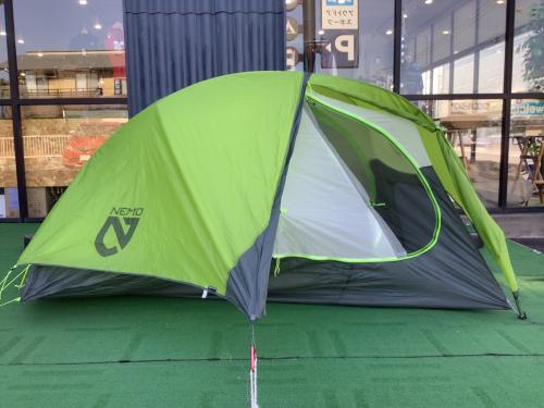 NEMO (ニーモ) 登山用テント 土ヨゴレ有 ホーネットストーム2P 約230×215×98㎝ 1～2人用 程度B 程度B スカートなし ハンマーなし/説明書あり