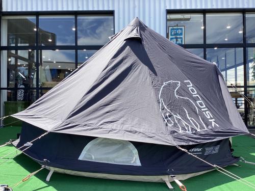 Nordisk (ノルディスク) モノポールテント ファントムブラックエディション アスガルド7.1 約300×265×200(h)cm 3～4人用 程度B 程度B TC素材