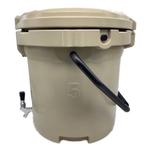 Deelight (ディーライト) アイスバケット 5 ガロン ウォータージャグ ベージュ 18.9L