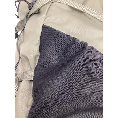 MYSTERY RANCH (ミステリーランチ) バックパック 25L オリーブ ギャラゲーター25 背面長 約41～45cm 21-30L(日帰り)