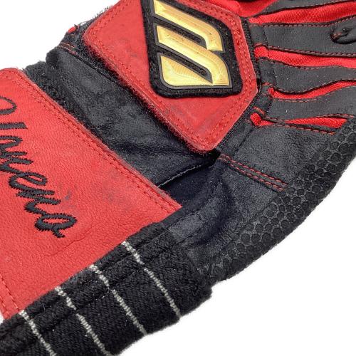 東京ヤクルトスワローズ (トウキョウヤクルトスワローズ) 応援グッズ ブラック×レッド バッティンググローブ 刺繍入りグローブ プロ仕様モデル