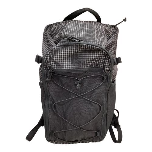 ULA Equipment (ウルトラライトアドベンチャーイクイップメント) リュック ブラック 30L DRAGONFLY