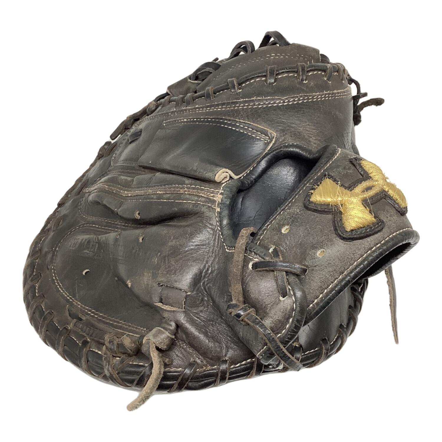 Under Armour キャッチャー用グローブ 0800015 Under Armour キャッチャー用グローブ 0800015 軟式キャッチャー