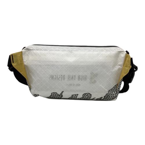 HIGH TAIL DESIGN (ハイテイルデザイン) 登山雑貨 ホワイト SKETCH 河戸良佑コラボデザイン ファニーパック Funny Pack 1L