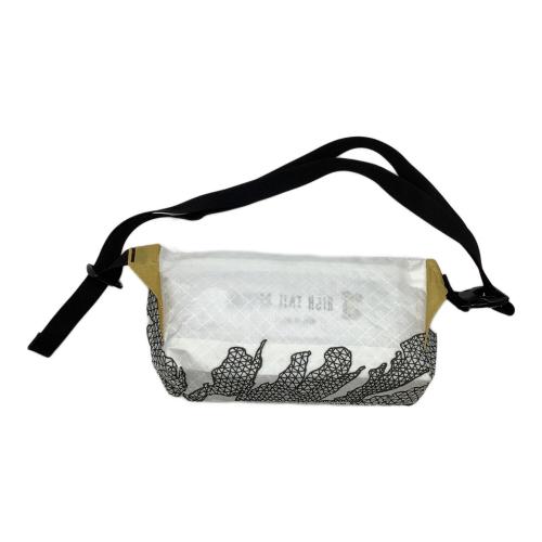HIGH TAIL DESIGN (ハイテイルデザイン) 登山雑貨 ホワイト SKETCH 河戸良佑コラボデザイン ファニーパック Funny Pack 1L