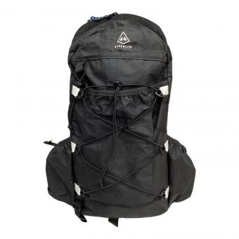 Hyperlite Mountain Gear (ハイパーライトマウンテンギア) バックパック ブラック デイブレイク17 廃盤サイズ DAY BREAK17 背面長 約41～45cm ～20L(日帰り) DYNEEMA