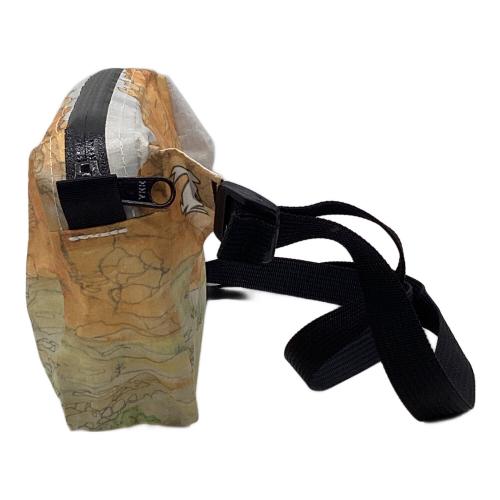 HIGH TAIL DESIGNS ショルダーバッグ 完売品 HANNAH BEMBORN Watercolor Series The Ultralight Fanny Pack ファニーパック Red Rock Canyon柄