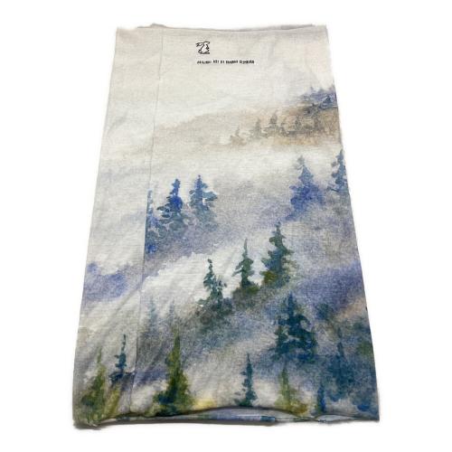 HIGH TAIL DESIGNS (ハイテイルデザイン) 登山雑貨 ホワイト ネックゲイター HANNAH BEIMBORN Hiking Gaiter Foggy Forest