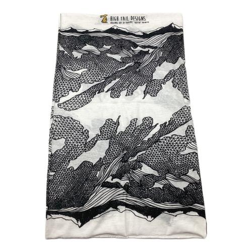 HIGH TAIL DESIGNS 登山雑貨 ホワイト ネックゲイター RYOSUKE KAWATO Hiking Gaiter Low Poly
