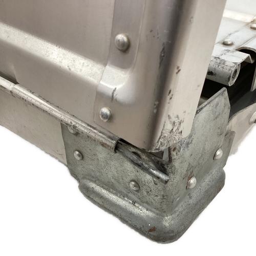 収納ケース 目安100L程度・メタルトランク 約84×45×45(h)㎝ 折りたたみアルミコンテナ