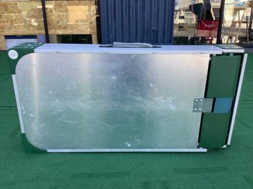 Coleman (コールマン) キッチンテーブル ホワイト 経年劣化などが生じる場合有 コールマンキッチンテーブル