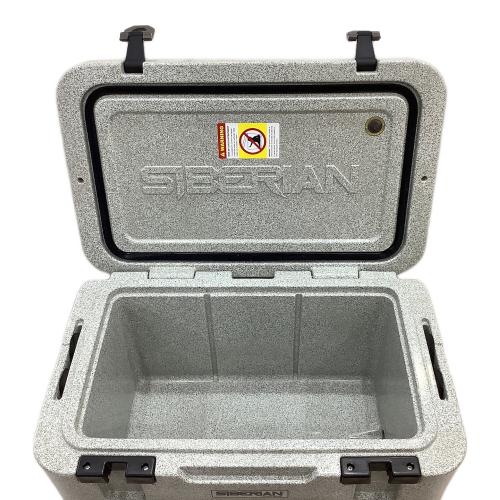 SIBERIAN (シベリアン) アルファプロシリーズ クーラーボックス 45QT グレー