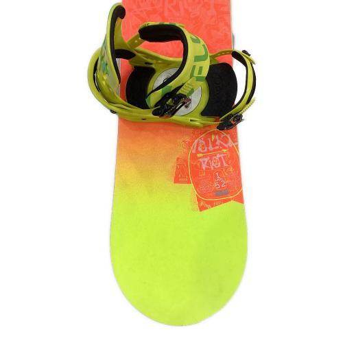 Volkl (フォルクル) RIOT スノーボード キズ有 152cm ライトグリーン