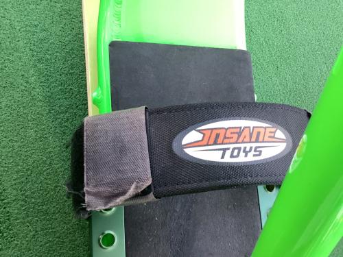 INSANE TOYS スノースクート ライトグリーン