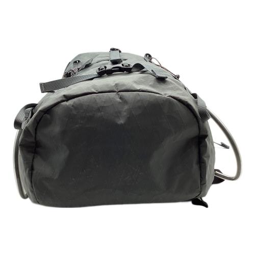 MOUNTAIN HARD WEAR (マウンテンハードウェア) バックパック OU7563 35L グレー スクランブラー 35