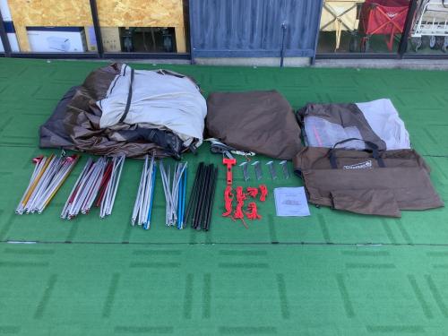 Coleman (コールマン) ツールームテント 2000036432 ヨゴレ・キズ・動物毛有 4Sワイド2ルームカーブ