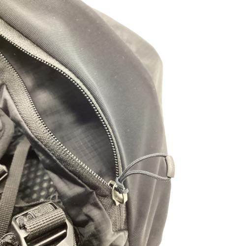 SALOMON (サロモン) バックパック ブラック XT15 MM6