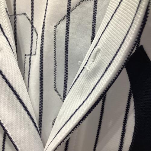 【31】イチロー　サイン入りホームジャージ