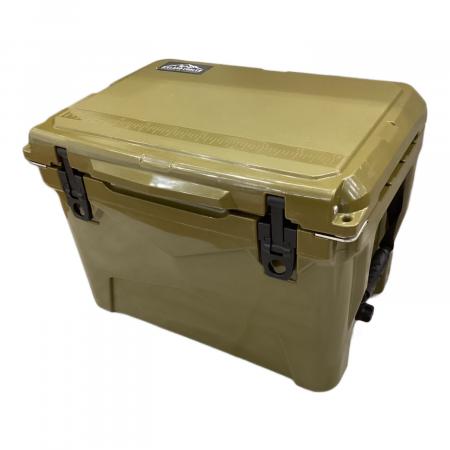 ICELAND COOLER (アイスランドクーラー) クーラーボックス 35QT