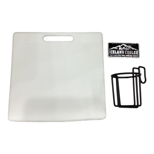 ICELAND COOLER (アイスランドクーラー) クーラーボックス 35QT オリーブ