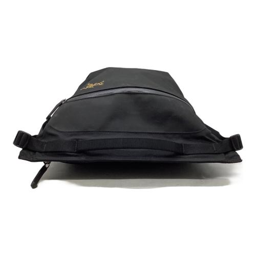 ARC'TERYX (アークテリクス) アロー8 ショルダーバッグ 24019 廃盤モデル ブラック Arrow 8