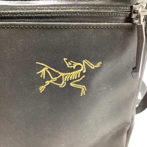 ARC'TERYX (アークテリクス) アロー8 ショルダーバッグ 24019 廃盤モデル ブラック Arrow 8