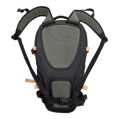 ARC'TERYX (アークテリクス) バックパック フィリピン製 廃盤品/バックカントリー向け @ グレー×ブラック サイロ18/SILO18