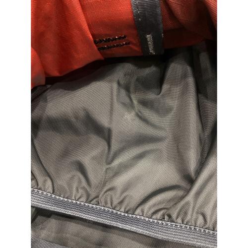 zero point (ゼロ ポイント) バックパック レッド GRANITE PACK