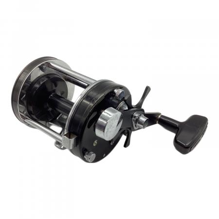 アブガルシア アンバサダー7000 ベイトリール オールド Abu Garcia (アブガルシア) アンバサダー7000C ベイトリール リール