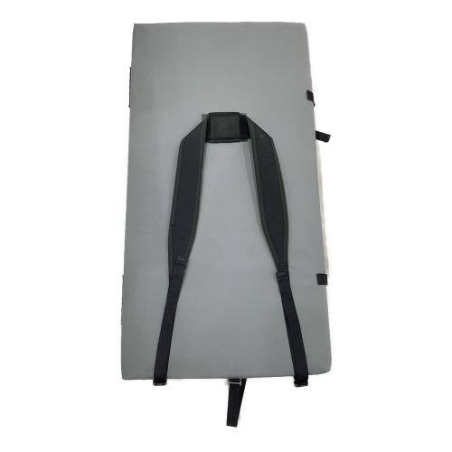 METOLIUS (メトリウス) 登山雑貨 約91×85×7㎝(展開時) グレー クラッシュパッド