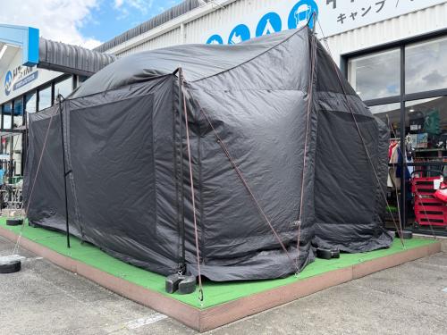 KZM OUTDOOR（カズミアウトドア）　シェルター K20T3T003 キズ・ヨゴレ有・生地破れ・裂け有 ブラックタープシェルター